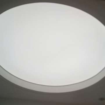 Mẫu Trần Trắng Xuyên Sáng Nha Khoa