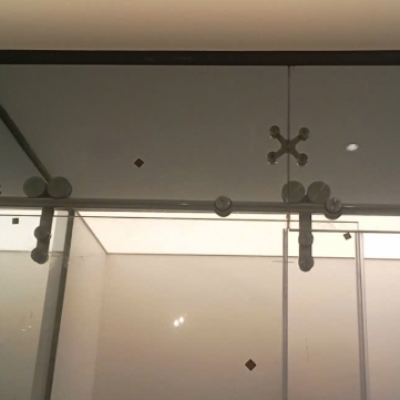 Mẫu Trần Trắng Xuyên Sáng Phòng Mạch