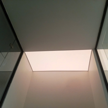 Mẫu Trần Trắng Xuyên Sáng Phòng Mạch