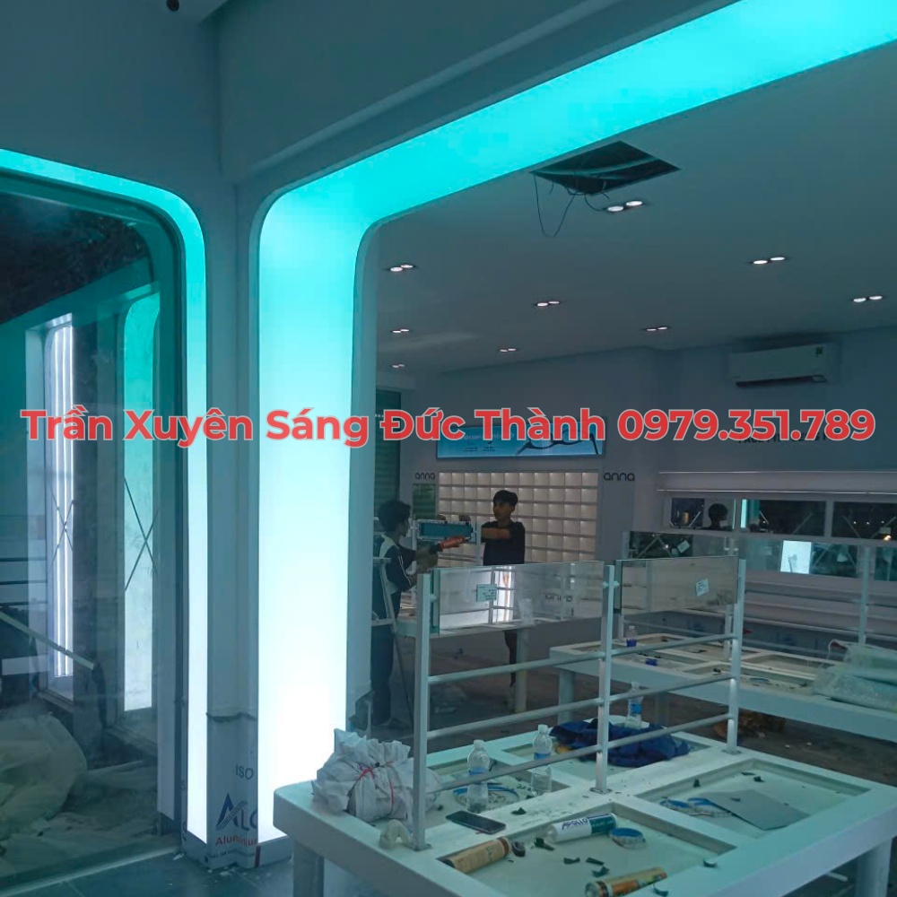 Các loại trần xuyên sáng phổ biến