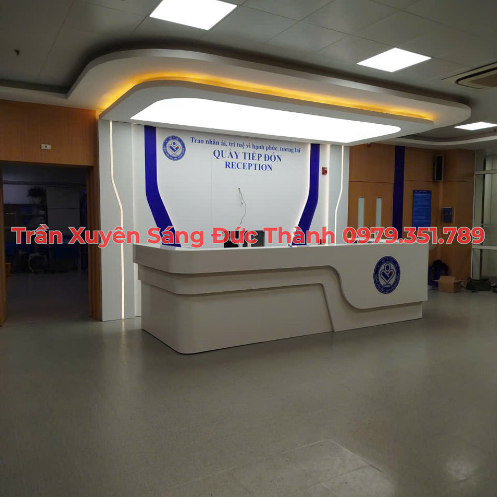 Các yếu tố ảnh hưởng đến báo giá trần xuyên sáng