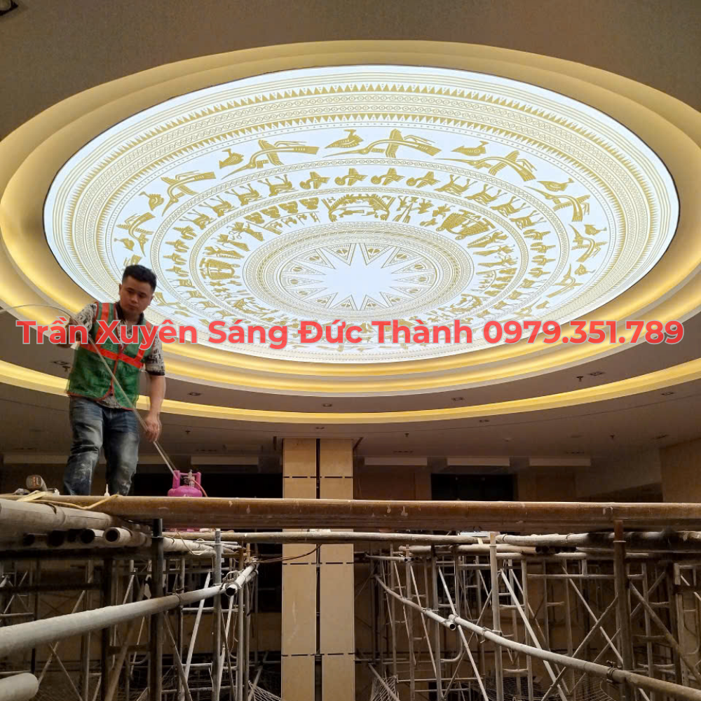 Giới thiệu về trần xuyên sáng