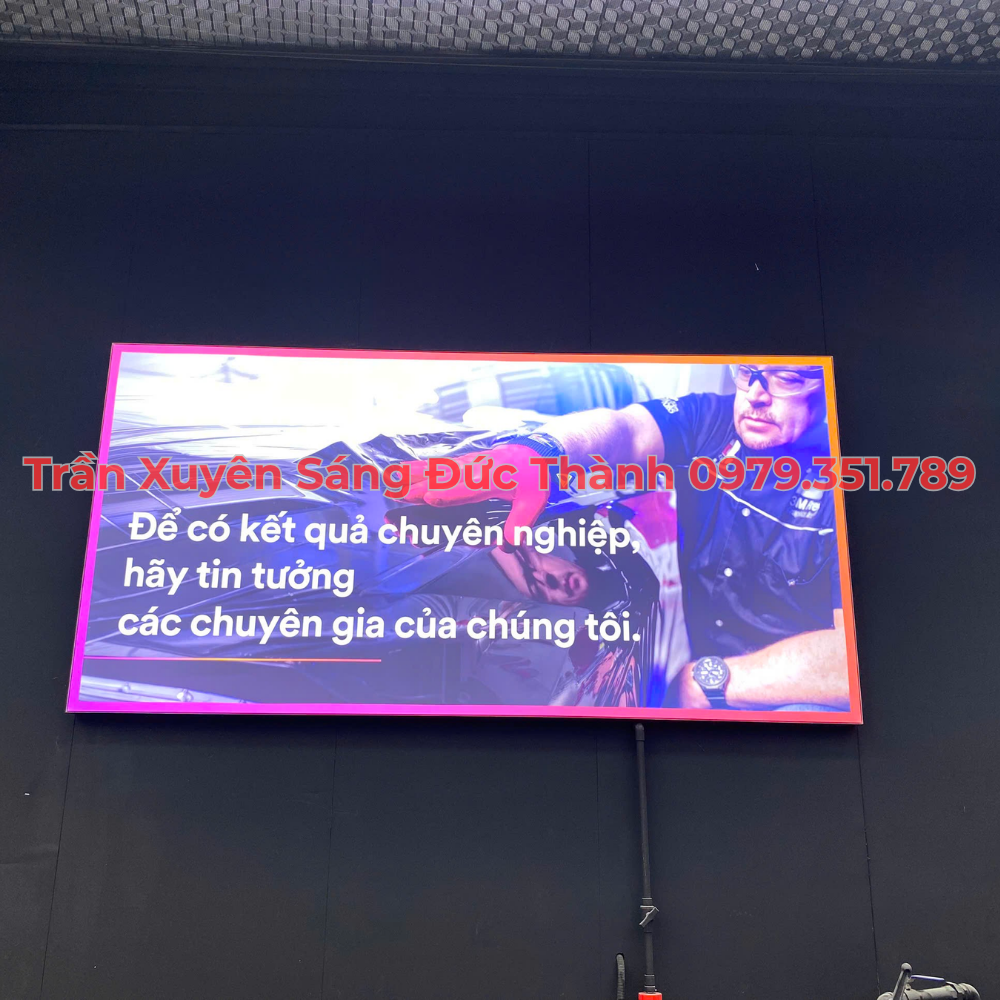 Lắp đặt hệ thống chiếu sáng cho hộp đèn