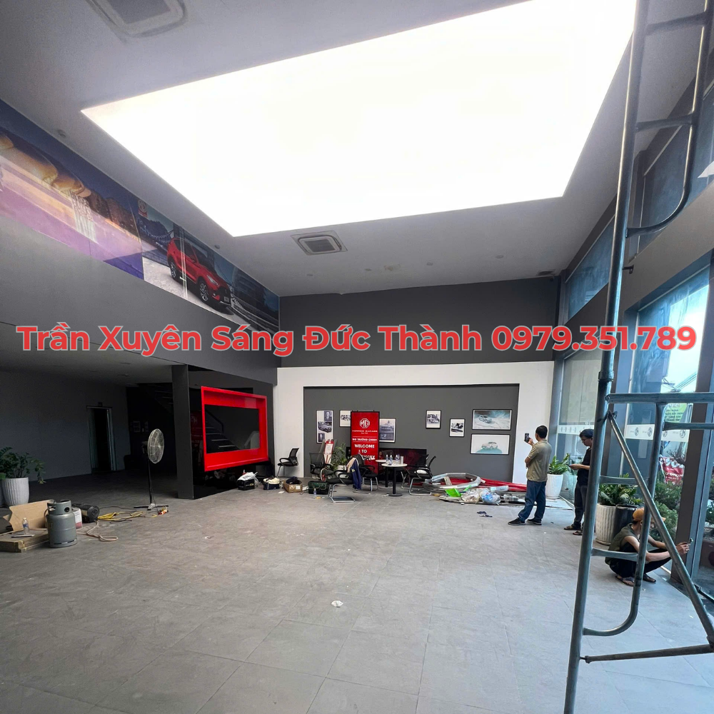 Những lưu ý quan trọng khi thực hiện thi công trần xuyên sáng