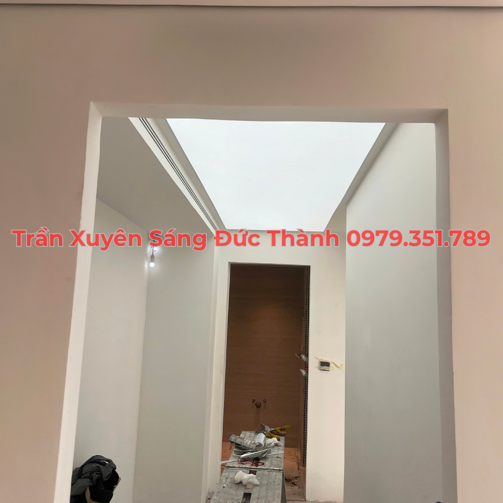 Tầm quan trọng của việc lựa chọn đơn vị thi công trần xuyên sáng uy tín