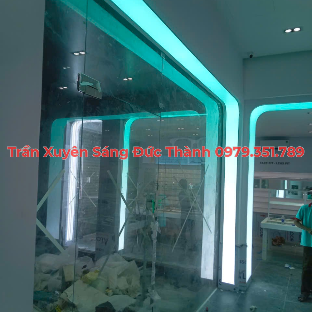 Yếu Tố Cần Xem Xét Khi Thiết Kế Trần Xuyên Sáng